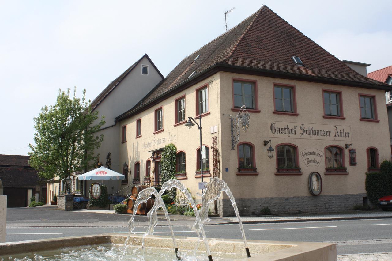 Schwarzer Adler - Hotel Garni Ipsheim Zewnętrze zdjęcie